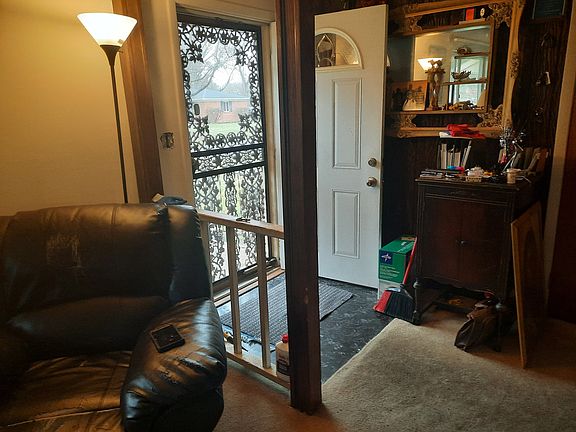 2nd image of 3414 W 62nd Pl