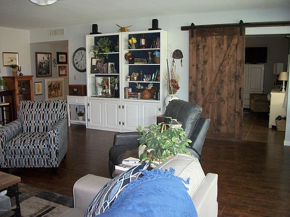 5th image of 9822 N Balboa Dr