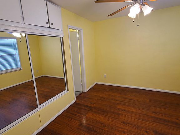 4th image of 6311 Pine Ave #B