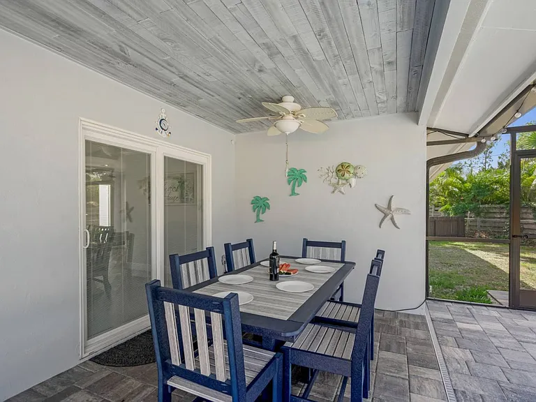 2710 Silver King Way — Photo 6