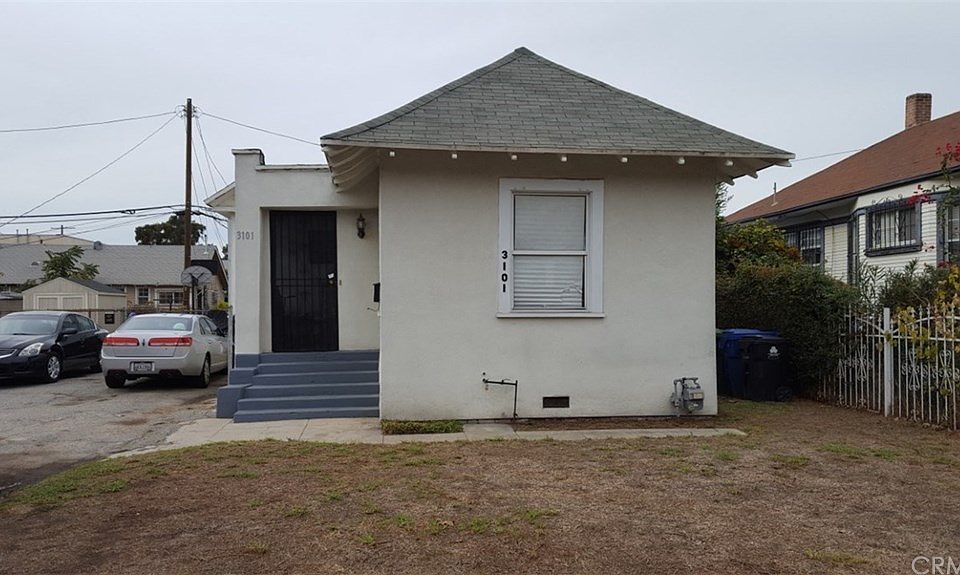 2nd image of 3101 S Catalina St