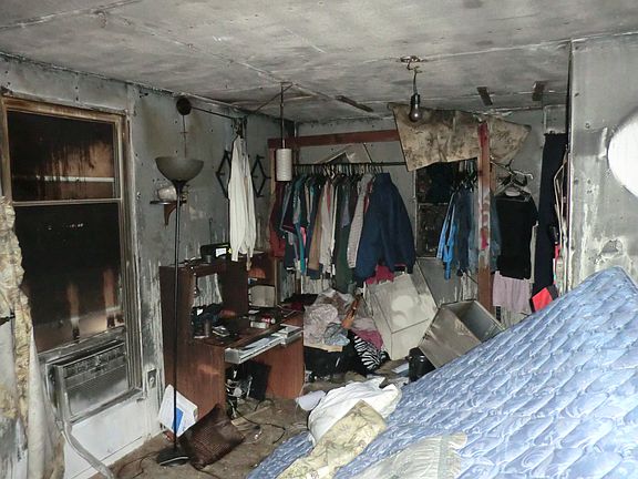 2nd image of 3521 Pioneer St