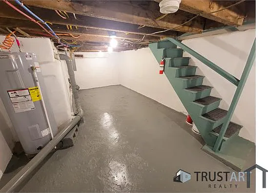 2538 N Gratz St — Photo 15