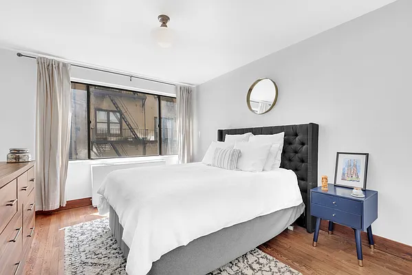 Rented by DejaView Residential Inc | media 9