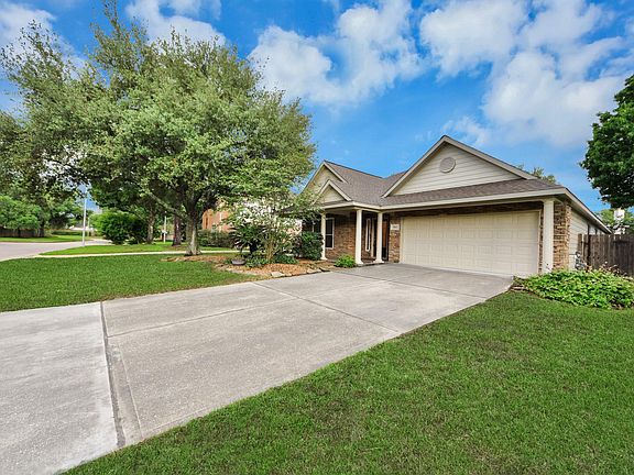 2nd image of 5622 Pinaster Pointe Ln