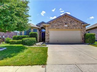 9617 Brenden Dr, Fort Worth, TX 76108