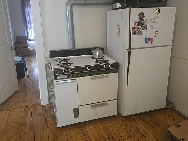 1161 Washington St #C — Photo 8