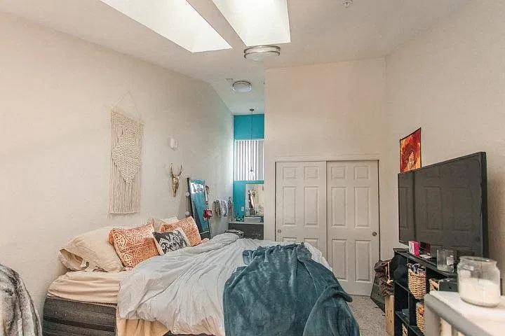 View House — Photo 3