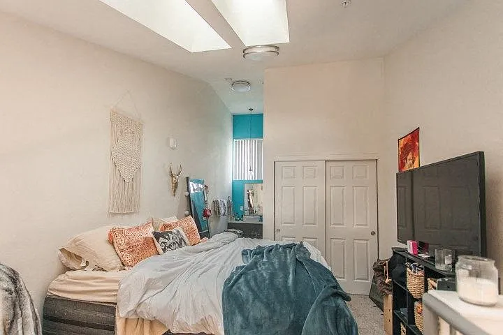 View House — Photo 10