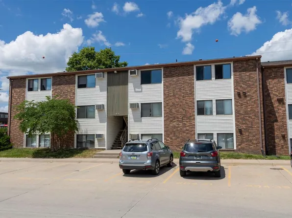 810 Benton Dr APT 13, Iowa City, IA 52246