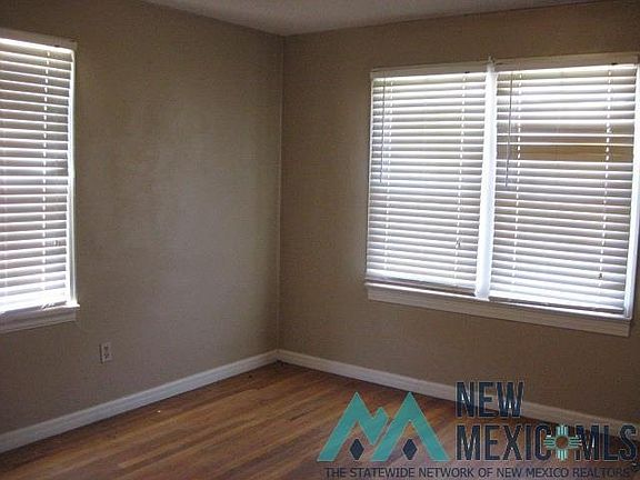 2nd image of 1007 N Edwards St
