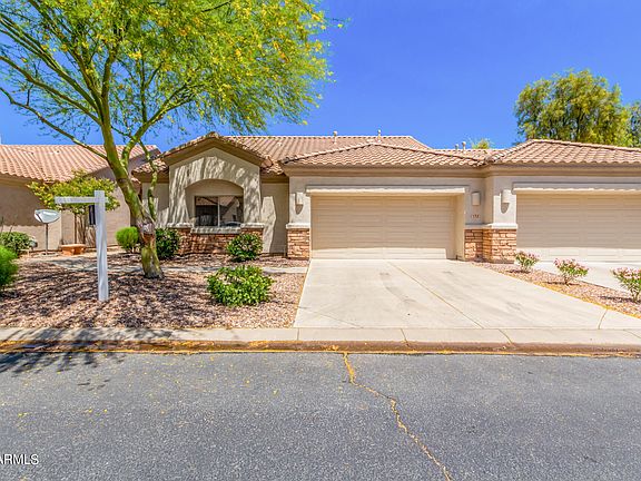 2nd image of 1532 E EARL Drive