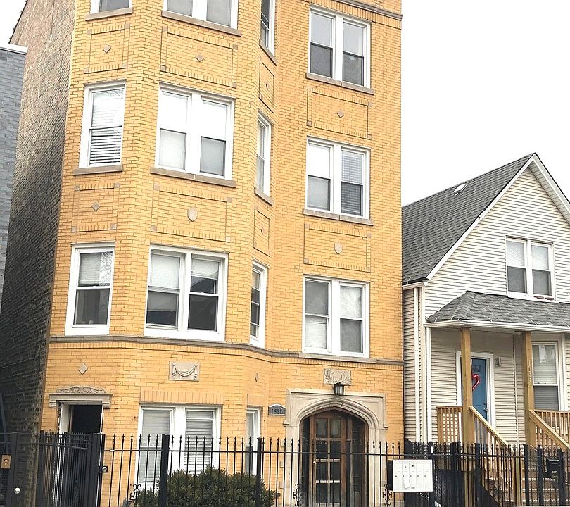 1st image of 1937 N Monticello Ave APT 2