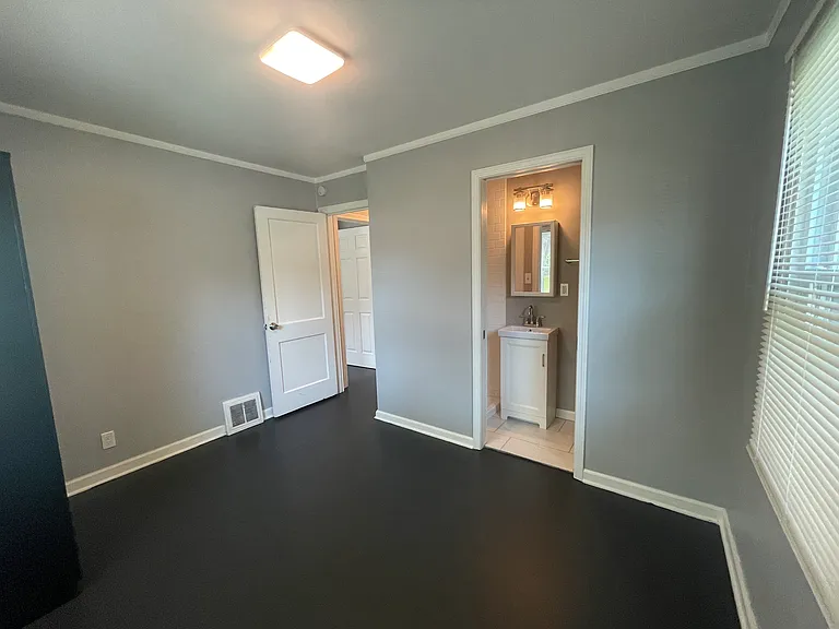 7246 Tracy Ave — Photo 15