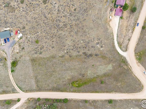 5th image of 609 Eiger Rd