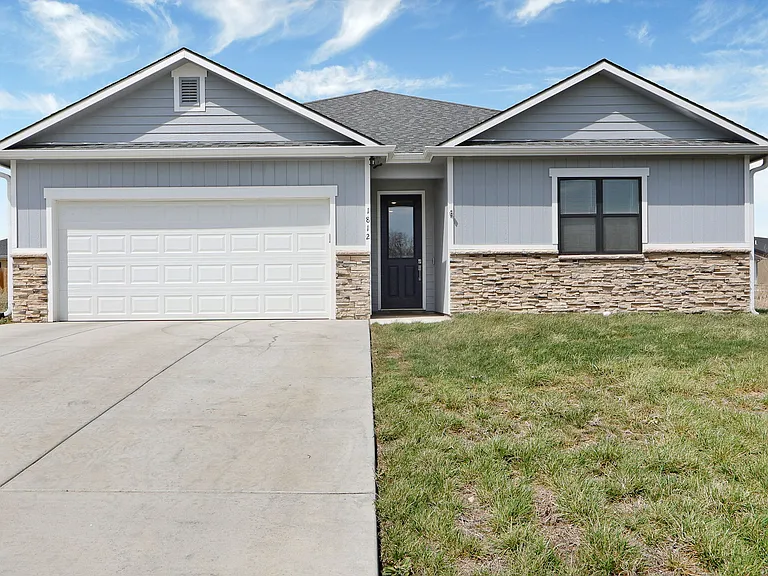 1812 Sutter Woods Rd — Photo 30