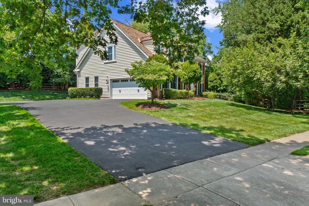 15622 Blackberry Dr, Gaithersburg, MD - View 3