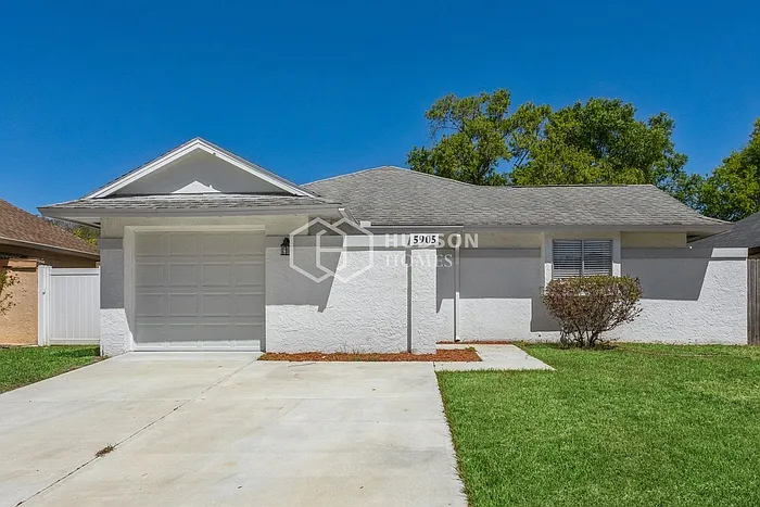 5905 Birchwood Dr — Photo 1
