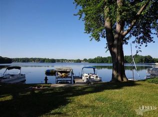 1470 N Shore Dr, Rome City, IN 46784