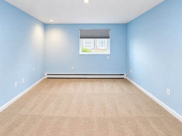 15 Francis St #16 — Photo 8