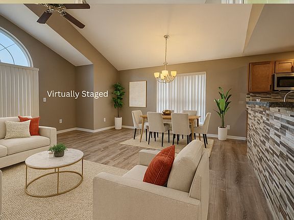 3rd image of 27017 Carrington Pl