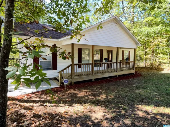 9983 Old Stouts Rd, Warrior, AL 35180