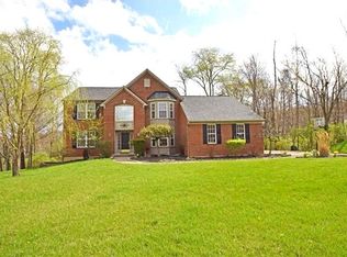 5064 Seabrook Ln, Newtown, OH
