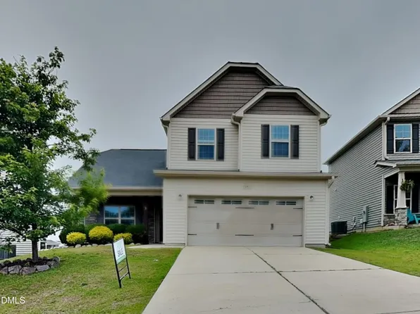 204 E Webber Ln, Clayton, NC 27527