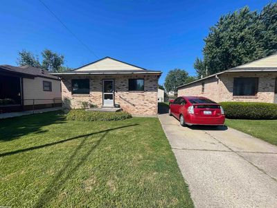 24901 Lambrecht St, Eastpointe, MI, 48021