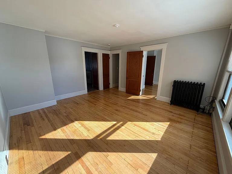 248 N Main St #8 — Photo 3