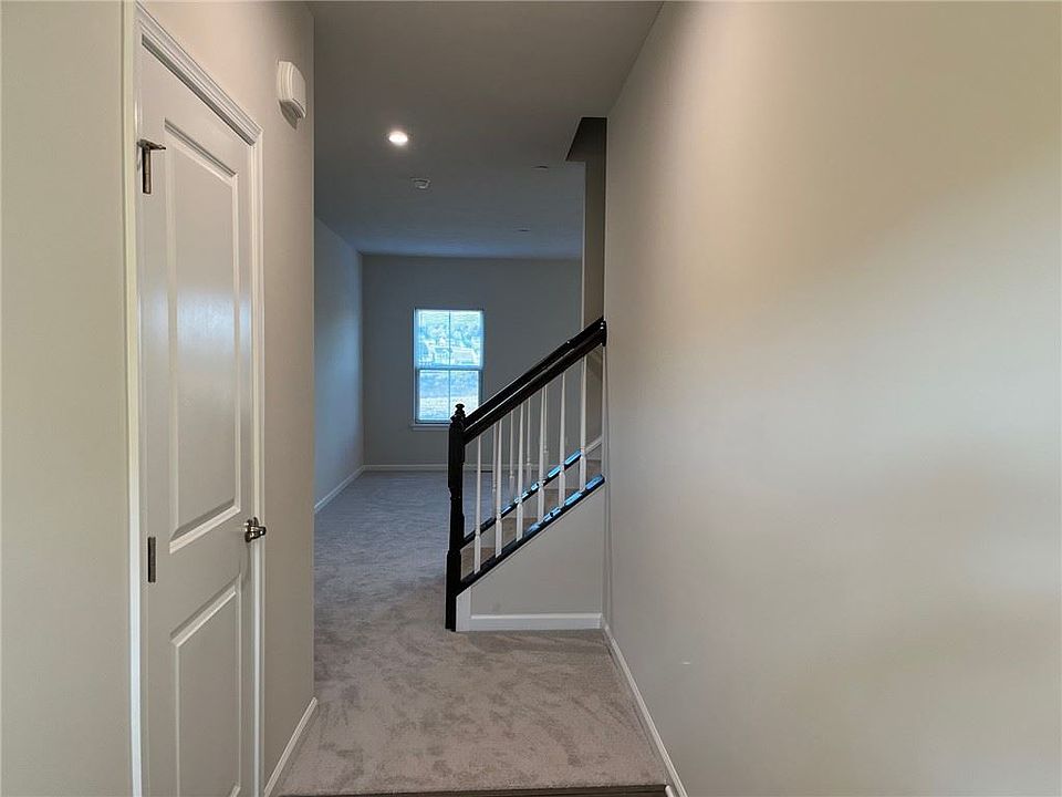 3004 Kapalua Ln, PA 15644 Zillow