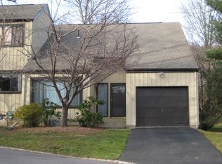 10 Ash Ln, Morristown, NJ 07960