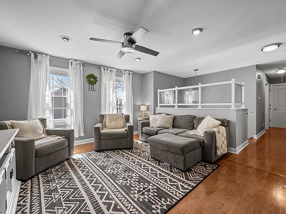 3rd image of 1017 Whittington Dr