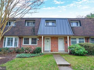 415 James Ct, Falls Church, VA 22046