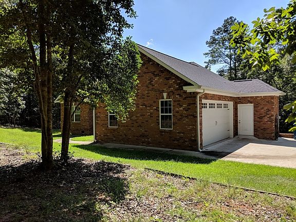 2nd image of 1390 Barnwell Dr