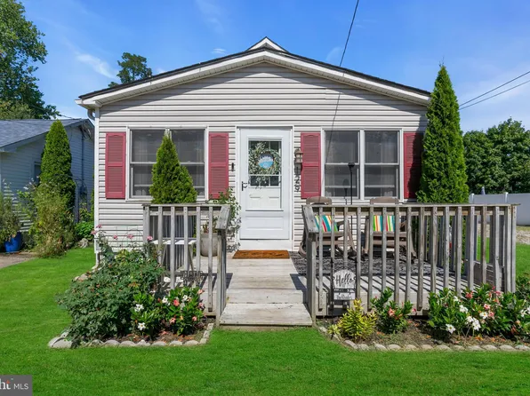 129 W Barnegat Ave, Ocean Gate, NJ 08740