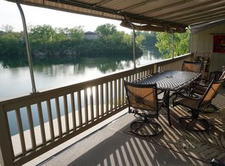 1397 Lake Shore Dr #126, Columbus, OH 43204