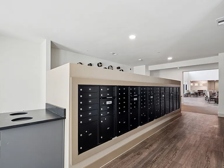 Promenade Apartments — Photo 26