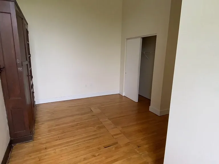 1710 Bruce Ave — Photo 9