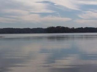 Emerald Shrs, Dadeville, AL 36853
