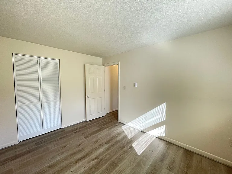 181 Loudon Rd #203 — Photo 16