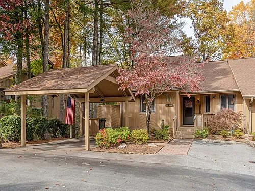 205 N Scarlet Oak Ln Photo 1