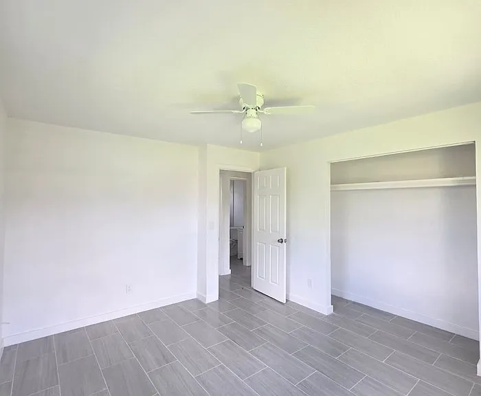 5626 6th Ave — Photo 9
