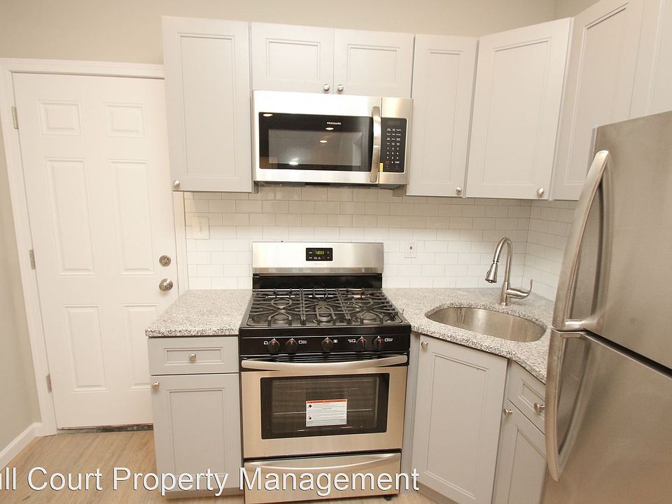 2nd image of 148 N Peach St