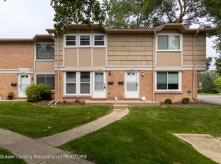 949 Barclay Ln, East Lansing, MI 48823