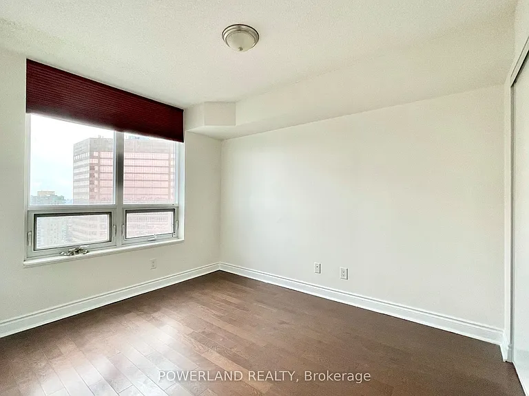 25 Greenview Ave #2325 — Photo 10