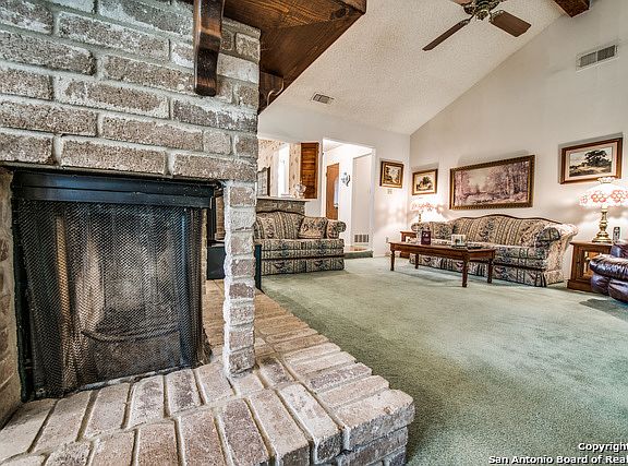 4th image of 8706 Star Creek Dr