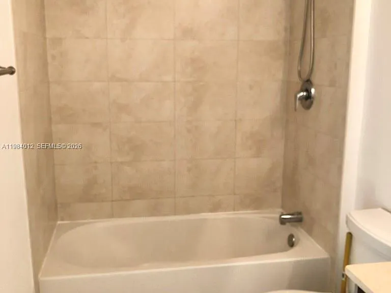 1900 N Bayshore Dr #1619 — Photo 18