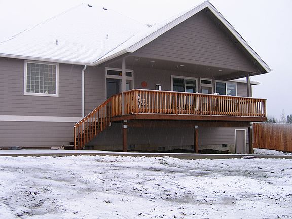 Upper deck, lower patio at backyard
