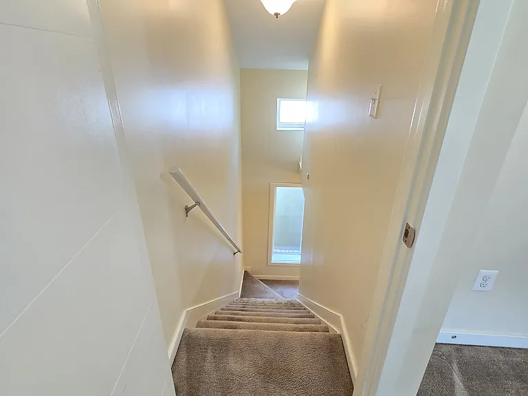 608 S Washington St — Photo 30